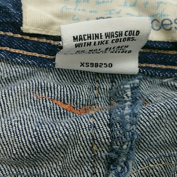 Blue Jean Skirt distressed size 7 / 8 - Picture 7 of 8